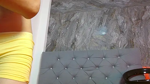 Twinkcock22 online show from March 29, 4:07 pm