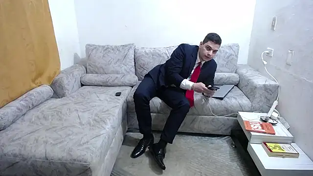Snapshot of Victor_Maitland chatting on October 4, 3:44 am Victor Maitland online show from October 4, 3:44 am