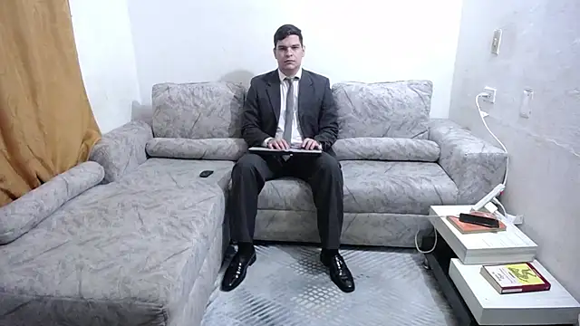 Victor Maitland online show from June 6, 3:56 am