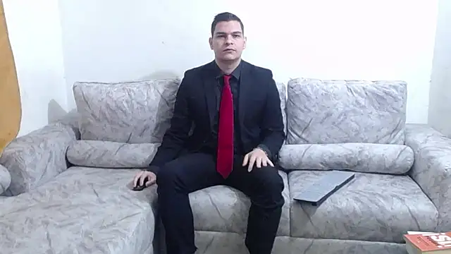Snapshot of Victor_Maitland chatting on October 1, 3:32 am Victor Maitland online show from October 1, 3:32 am