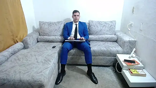 Snapshot of Victor_Maitland chatting on October 5, 3:54 am Victor Maitland online show from October 5, 3:54 am