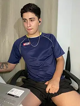 Tavinho067 online show from January 17, 10:44 pm