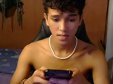 kenbigcockxx online show from January 11, 2:10 pm