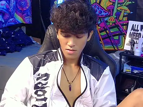 kenbigcockxx online show from June 26, 5:26 pm
