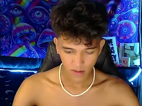 kenbigcockxx online show from April 21, 6:47 pm