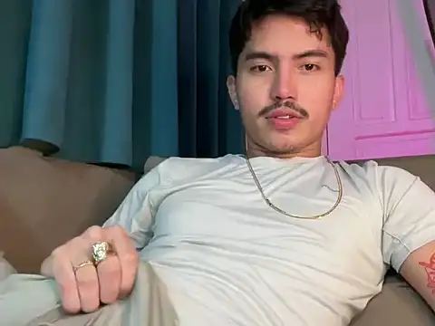 xoxo aken online show from March 9, 6:57 pm