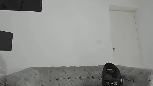 Snapshot of Dimitri_Bass chatting on September 22, 6:40 pm Dimitri Bass online show from September 22, 6:40 pm