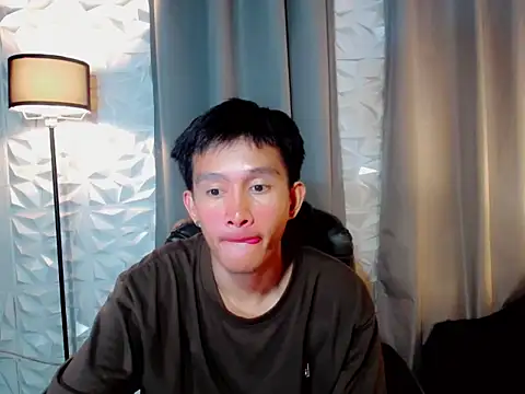 prince elaijah online show from April 28, 2:11 pm