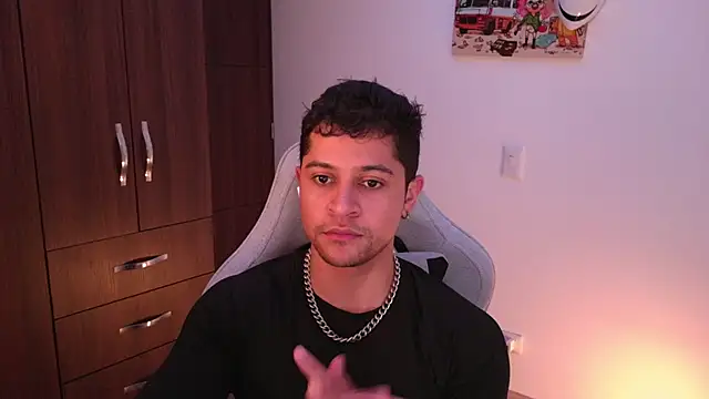 domsantiago  online show from November 13, 2:16 am