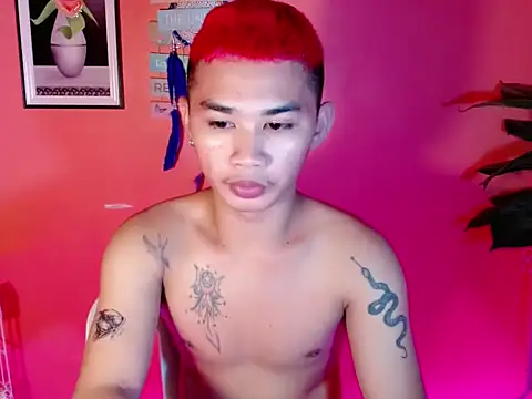 Snapshot of asianhardcock25 chatting on October 4, 8:08 am asianhardcock25 online show from October 4, 8:08 am