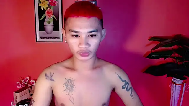 Snapshot of asianhardcock25 chatting on October 2, 7:45 am asianhardcock25 online show from October 2, 7:45 am