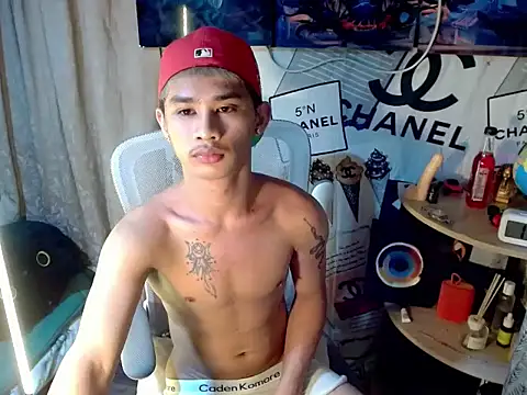 asianhardcock25 online show from April 23, 5:15 pm