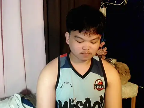 Reynelcock online show from April 24, 6:21 pm