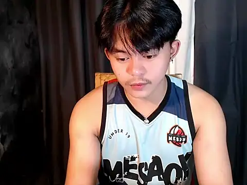 Snapshot of urguy_toshi chatting on September 21, 3:17 am urguy toshi online show from September 21, 3:17 am