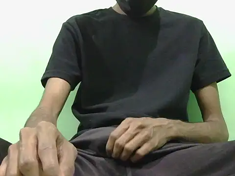 Snapshot of rockyy23boy chatting on September 29, 5:31 pm rockyy23boy online show from September 29, 5:31 pm