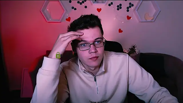 Snapshot of lucas_long_ chatting on October 7, 7:07 pm lucas long online show from October 7, 7:07 pm
