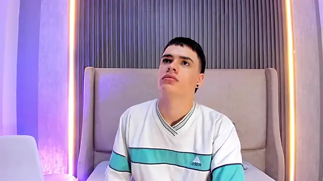 BenitoSaenz online show from February 18, 12:47 pm