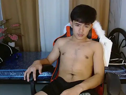 YourNaughtyTwink 69 online show from April 25, 2:25 pm