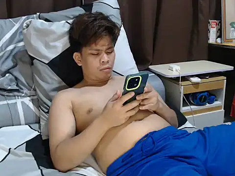 cumwhat me online show from June 10, 7:25 pm