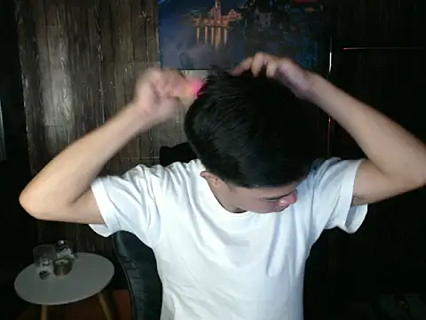 hotzachery online show from April 21, 4:40 am