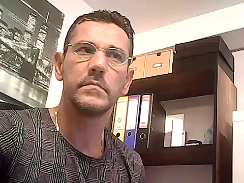 mastercharisma35 online show from December 3, 2:45 pm