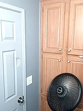 EbonyKing69 online show from November 12, 9:37 am