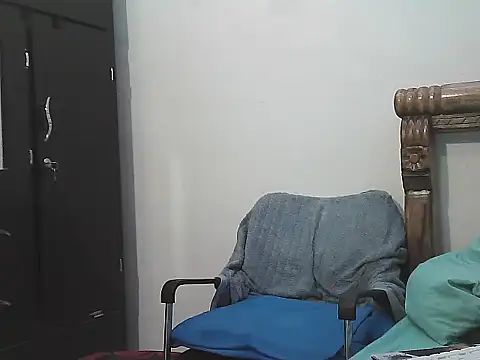 Snapshot of morenocabro10 chatting on September 29, 3:49 am morenocabro10 online show from September 29, 3:49 am