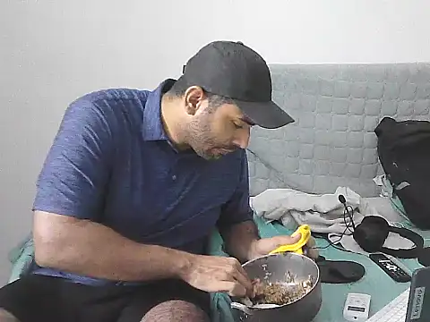 morenocabro10 online show from April 21, 1:42 am