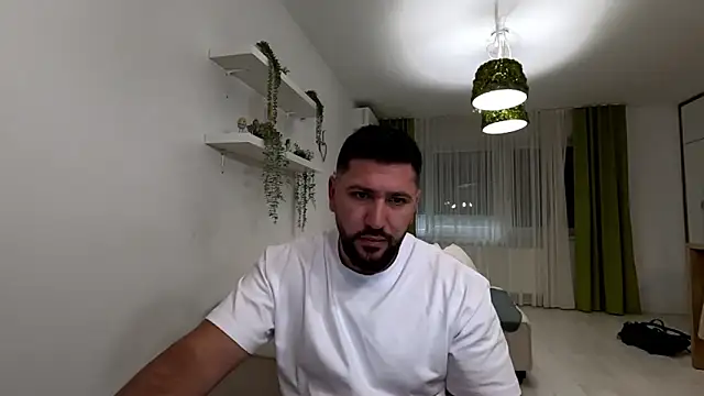 Snapshot of Gold_Alpha_Boy chatting on October 4, 11:48 am Gold Alpha Boy online show from October 4, 11:48 am