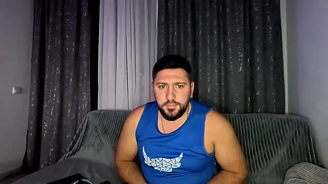 Snapshot of Gold_Alpha_Boy chatting on October 17, 6:23 pm Gold Alpha Boy online show from October 17, 6:23 pm
