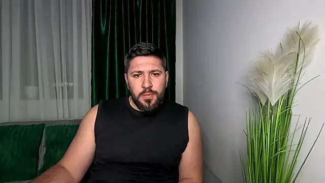 Gold Alpha Boy online show from April 18, 8:20 pm