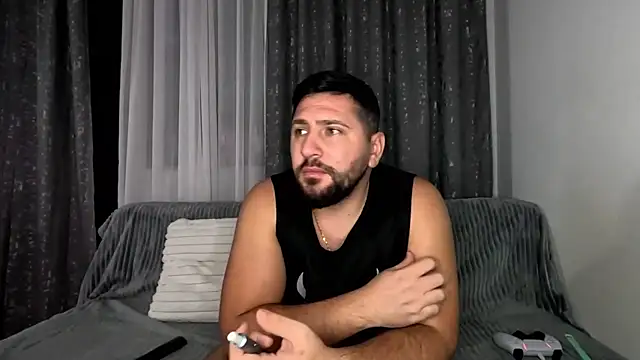Snapshot of Gold_Alpha_Boy chatting on October 13, 5:08 pm Gold Alpha Boy online show from October 13, 5:08 pm