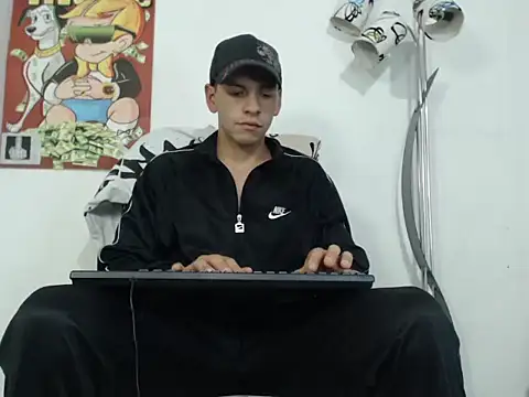 Snapshot of Thomasjons_ chatting on October 10, 3:22 am Thomasjons online show from October 10, 3:22 am