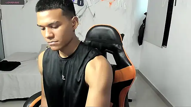 jeanfran ferrer online show from October 22, 6:43 pm