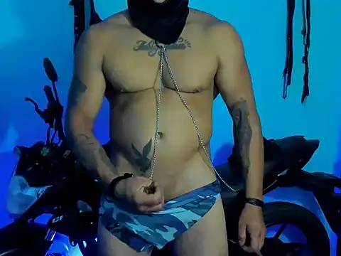 Snapshot of zeus_7777 chatting on September 27, 8:45 am zeus 7777 online show from September 27, 8:45 am