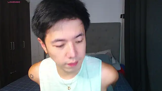 Addictiveboi online show from March 28, 2:12 am