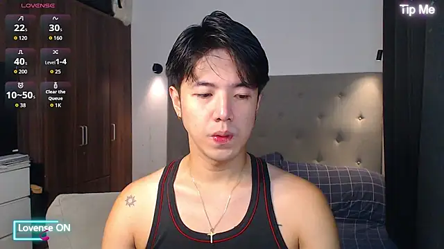 Addictiveboi online show from November 10, 3:33 am