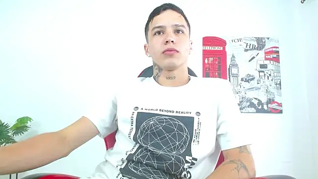 Cumandres18 online show from January 13, 2:21 pm