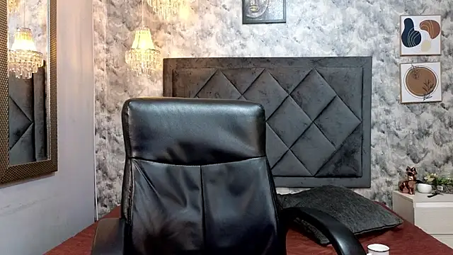 Snapshot of Apolo_rousse1 chatting on September 28, 12:08 am Apolo rousse1 online show from September 28, 12:08 am