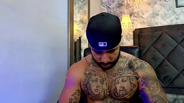 Snapshot of Apolo_rousse1 chatting on September 20, 11:05 pm Apolo rousse1 online show from September 20, 11:05 pm