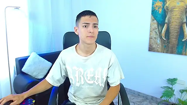 Matiius18 online show from April 22, 1:27 pm