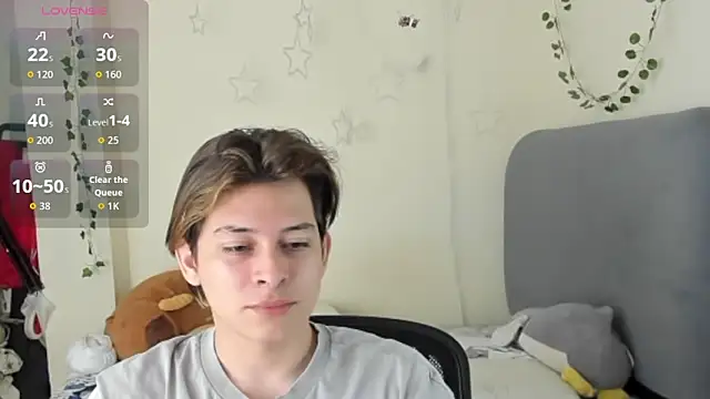 Snapshot of Felix_art chatting on October 5, 8:13 pm Felix art online show from October 5, 8:13 pm