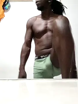 Snapshot of Blackpanther0115 chatting on October 7, 10:30 am Blackpanther0115 online show from October 7, 10:30 am