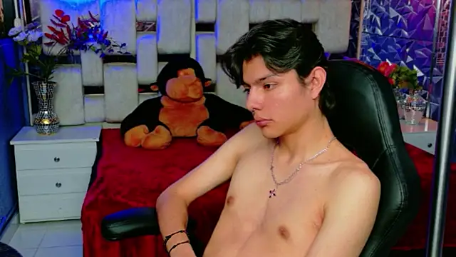 alandelrey57 online show from March 4, 2:46 pm