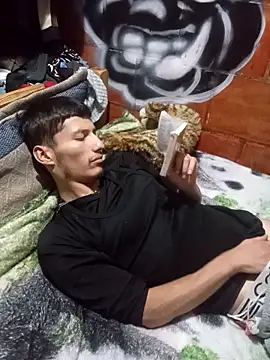 alexandercruz online show from April 23, 10:56 pm