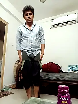 HarryChoudhary21 online show from June 30, 8:43 pm