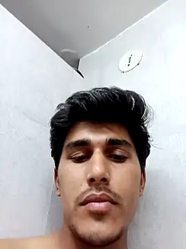 HarryChoudhary21 online show from December 16, 9:00 pm