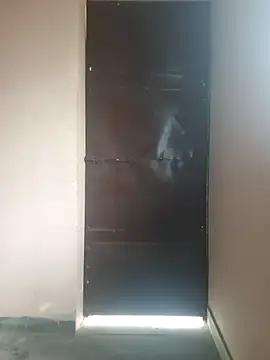 MaxB057 online show from April 4, 4:42 am