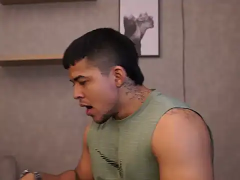 Thiago Valente online show from April 11, 1:14 pm