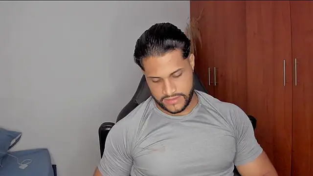 Pier Simons online show from April 22, 5:03 am